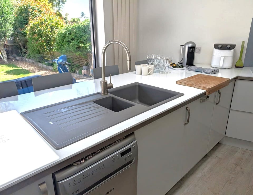 Garden views from the kitchen