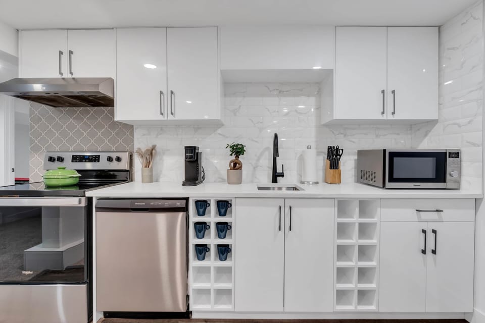 Fully-Stocked Kitchen