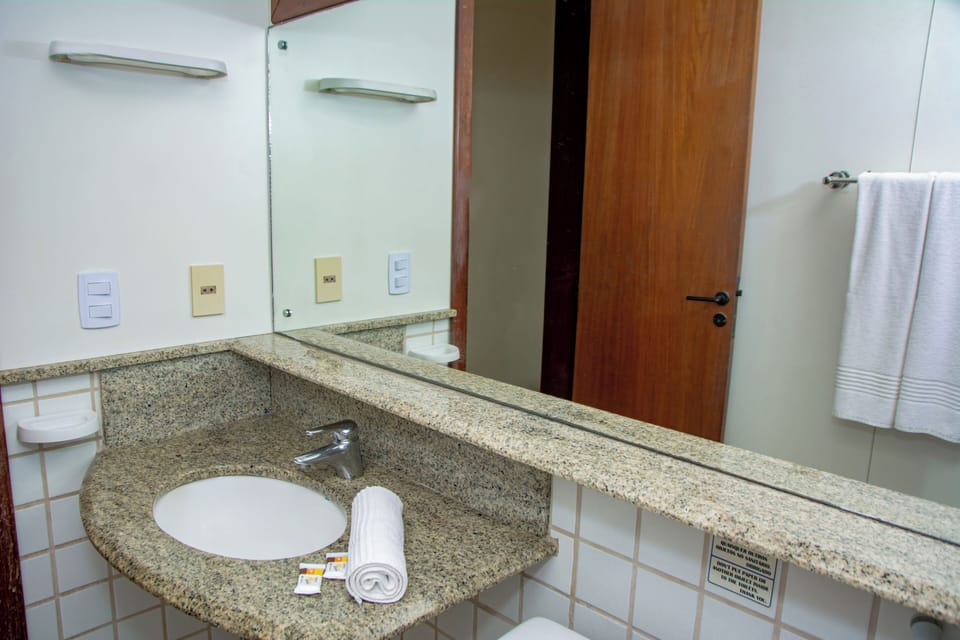 Free toiletries, hair dryer
