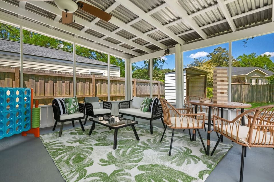 Outdoor Screen Room