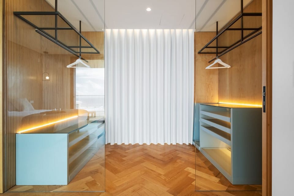 Serene Madeira dressing space.