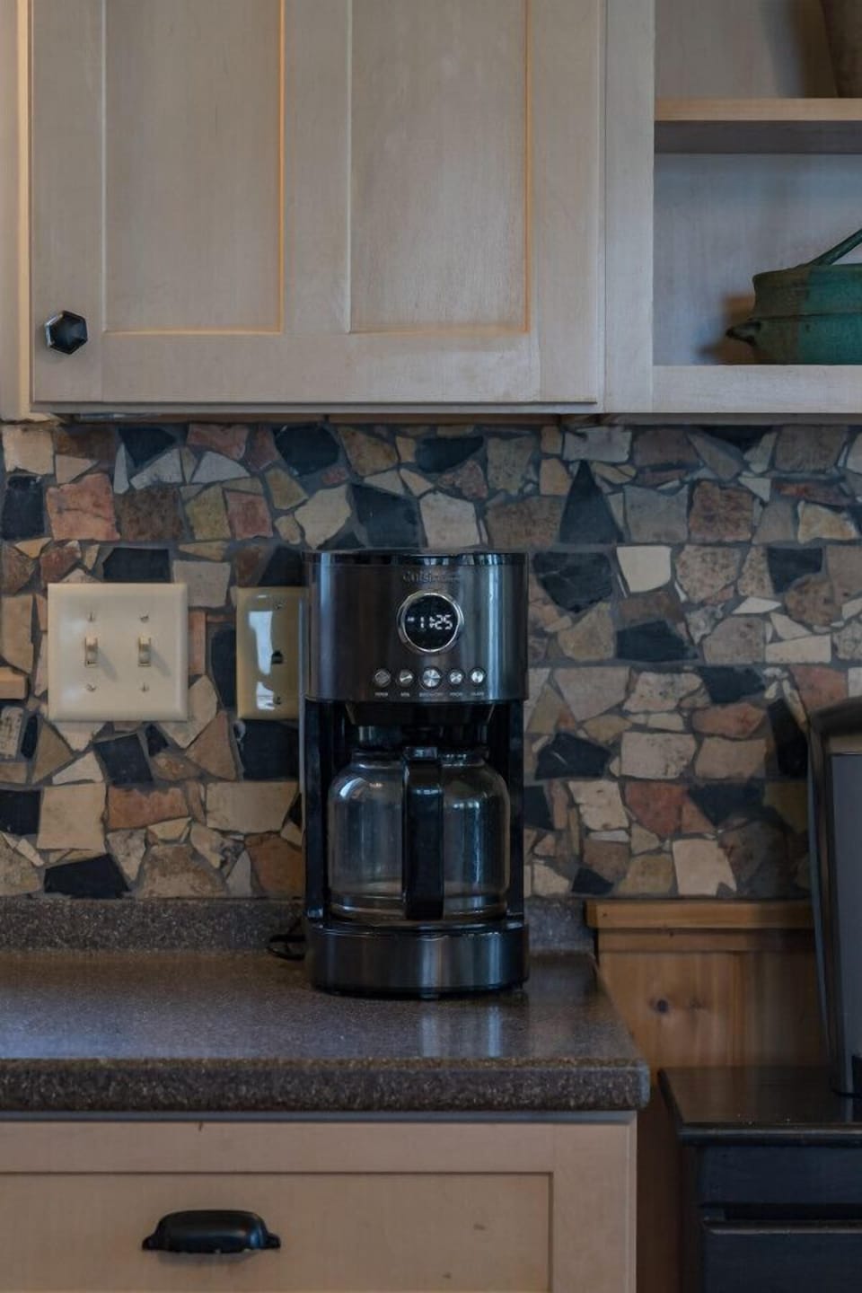 Drip coffee pot and Kuerig provided