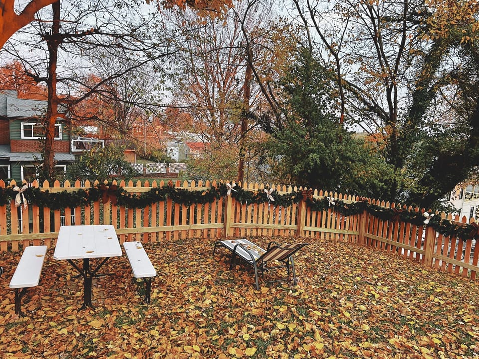Outdoor dining