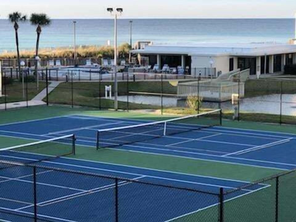 Tennis
or pickleball