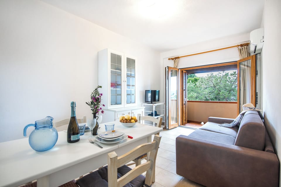 Living and dining room