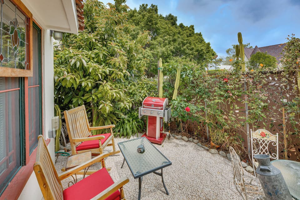Private Patio | Gas Grill | Outdoor Seating