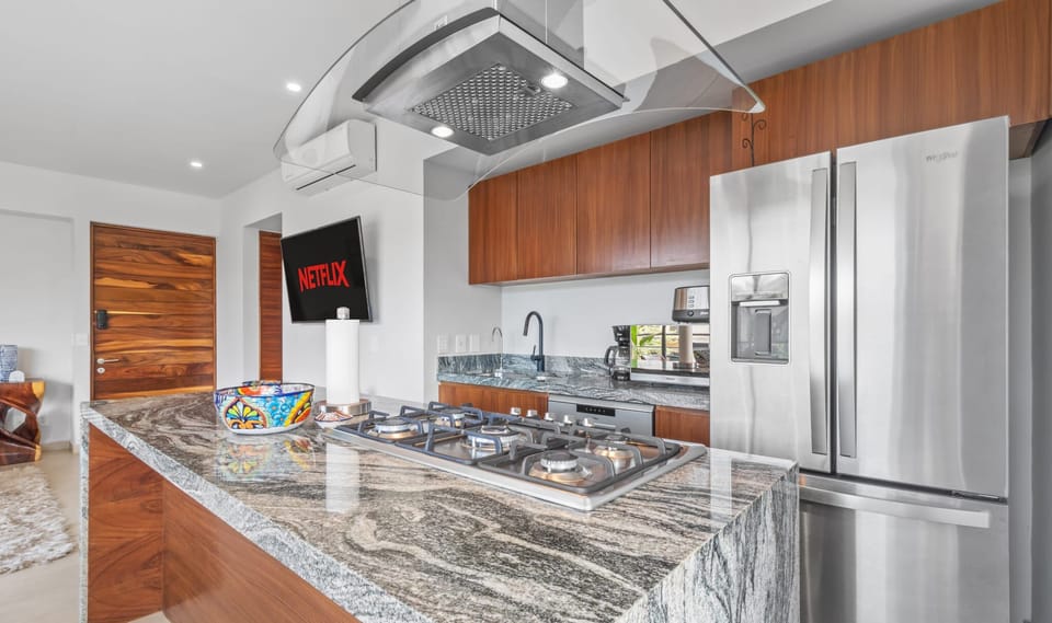 Fully equipped kitchen