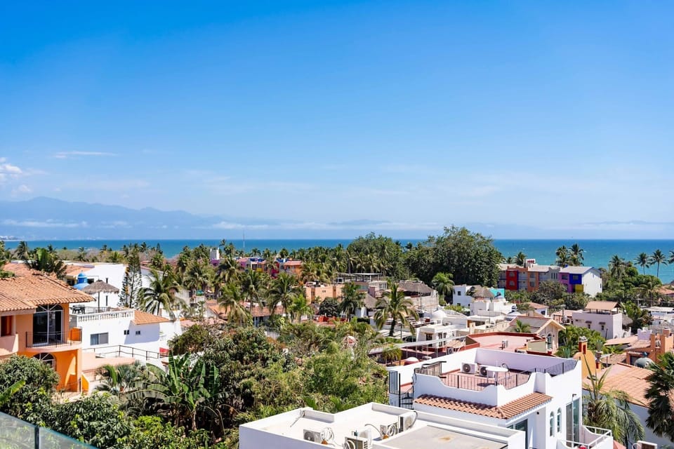Shared rooftop with shallow pool, grill, and 360 views of Bucerias and the beach!