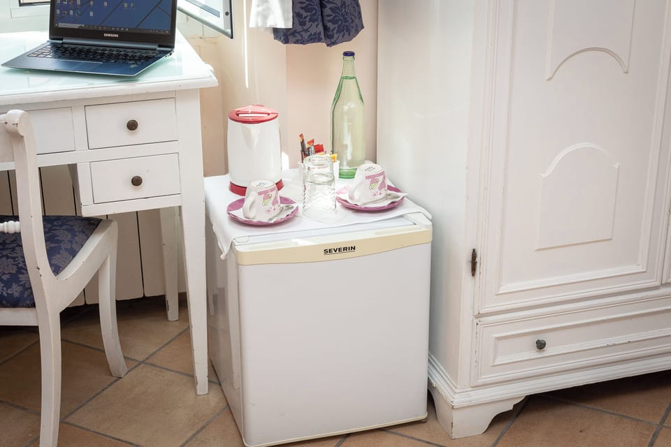 Double Room | In-room safe, free WiFi