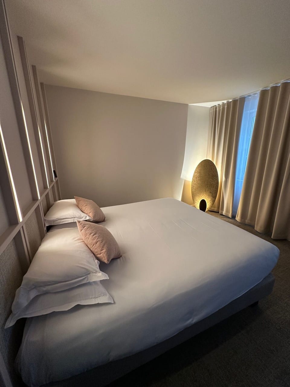 Suite | Premium bedding, minibar, in-room safe, soundproofing