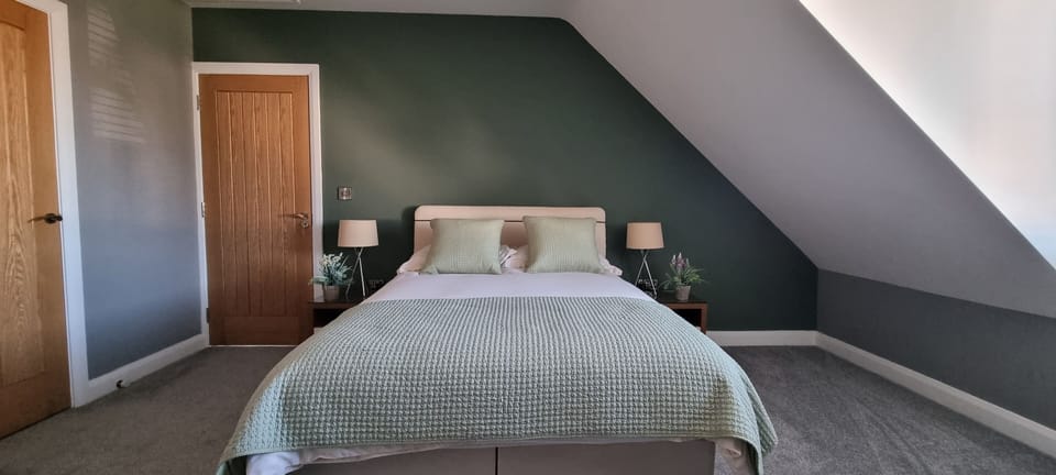 Standard Double Room, 1 Double Bed, Private Bathroom, Garden View | Premium bedding, individually decorated, individually furnished, desk