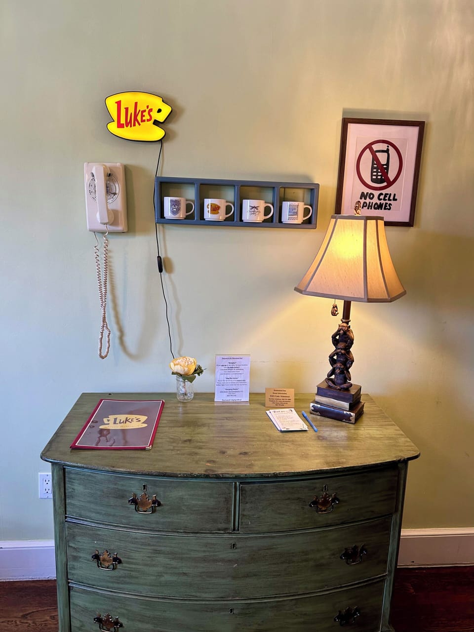 Stars Hollow Room | Premium bedding, individually decorated, individually furnished