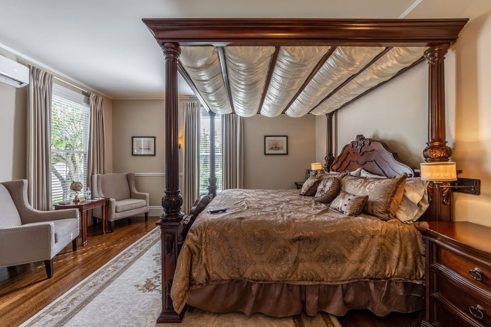 Kennedy Room | Premium bedding, individually decorated, individually furnished