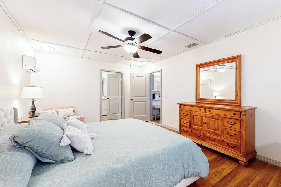 M Bed2