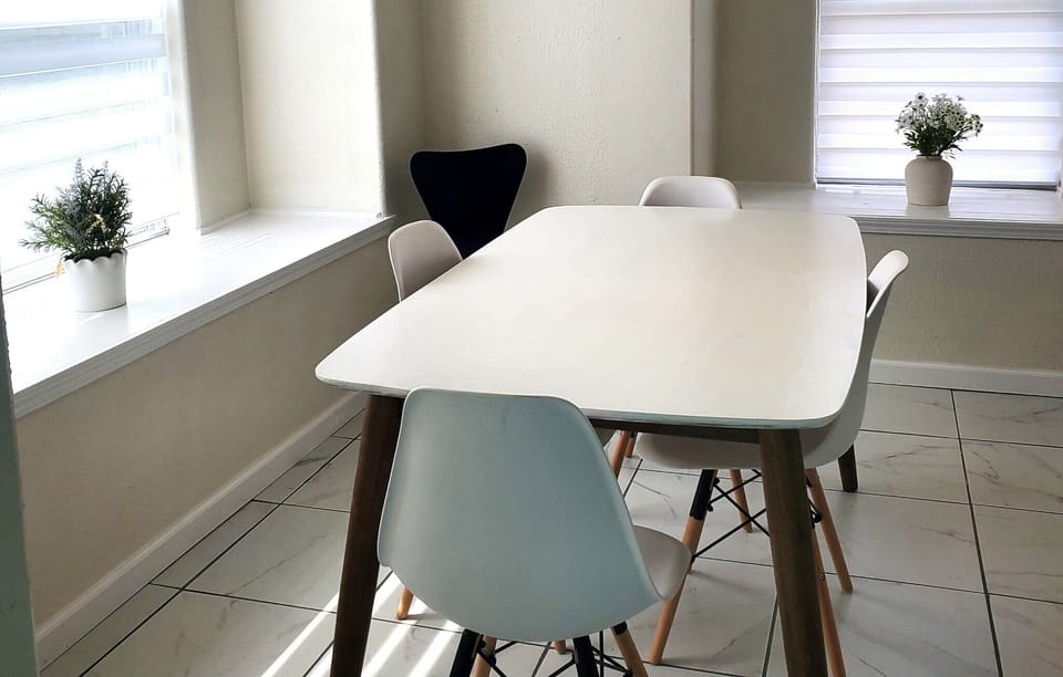 Dinning table