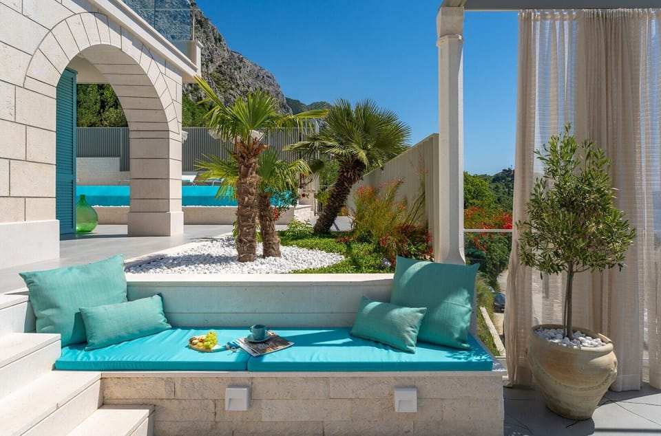 Casa GENI offers a luxurious and upscale experience for its guests
