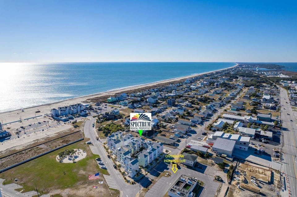 Condo, 3 Bedrooms | Aerial view