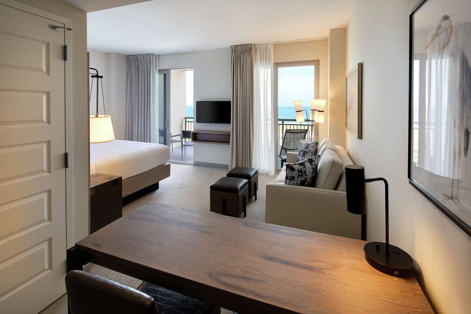 1K STUDIO BLCNY RM PRTL OV | 1 bedroom, premium bedding, in-room safe, desk