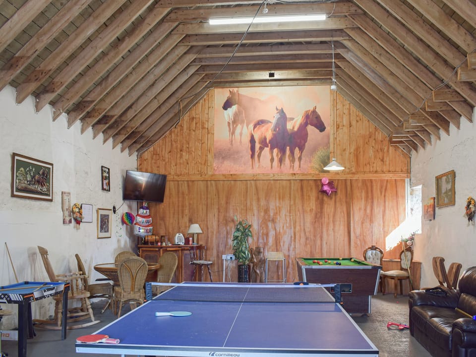 Games room | Cow Boy Cabin - Cow Boy Holidays, Glasgow