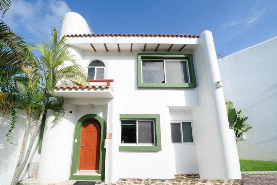 Villa, 3 Bedrooms, Balcony, Garden View | Exterior
