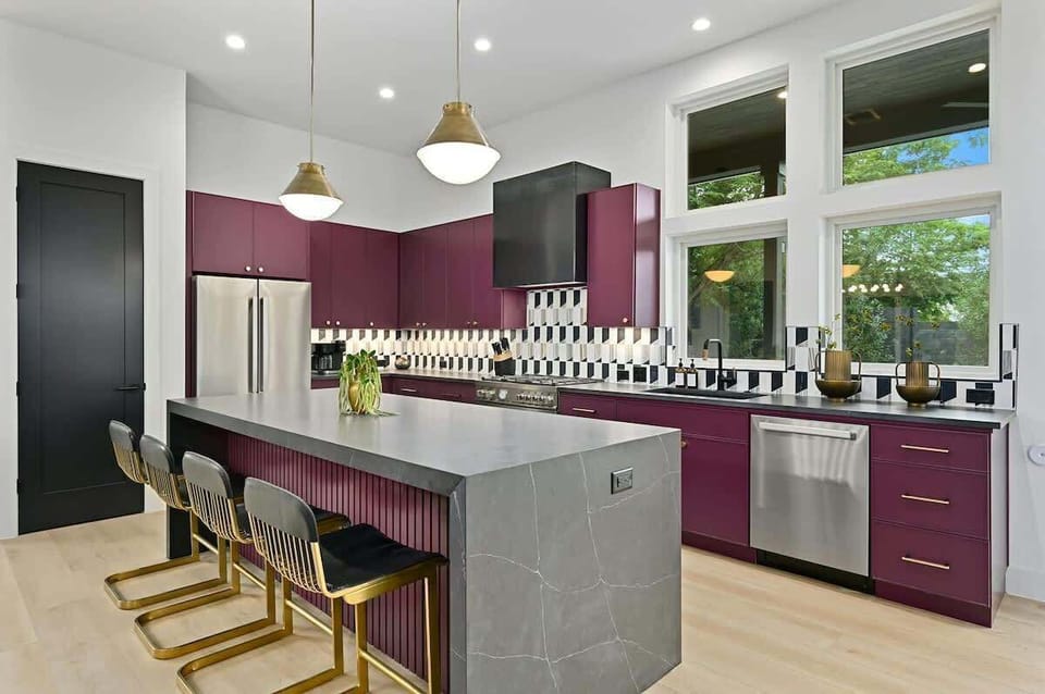 Designer Kitchen with high end Italian appliances!