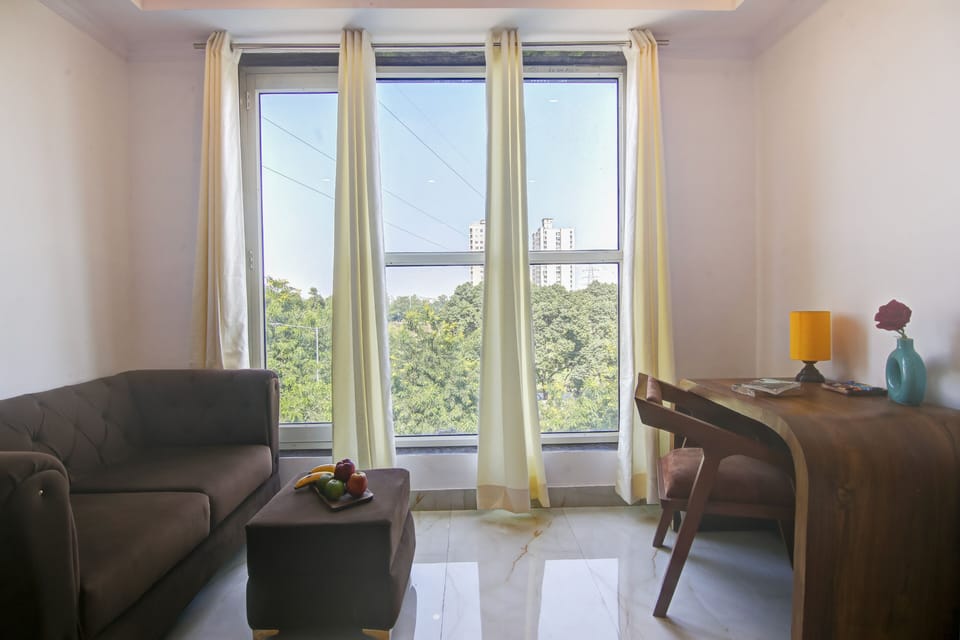Premium Room | Hypo-allergenic bedding, desk, free WiFi, bed sheets
