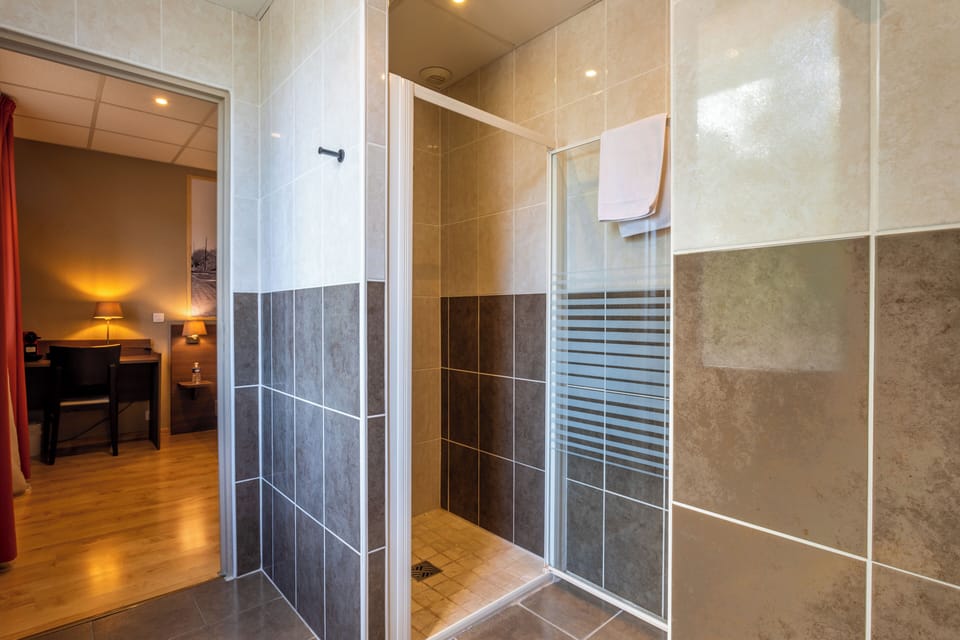 Classic Double Room | Desk, soundproofing, free WiFi