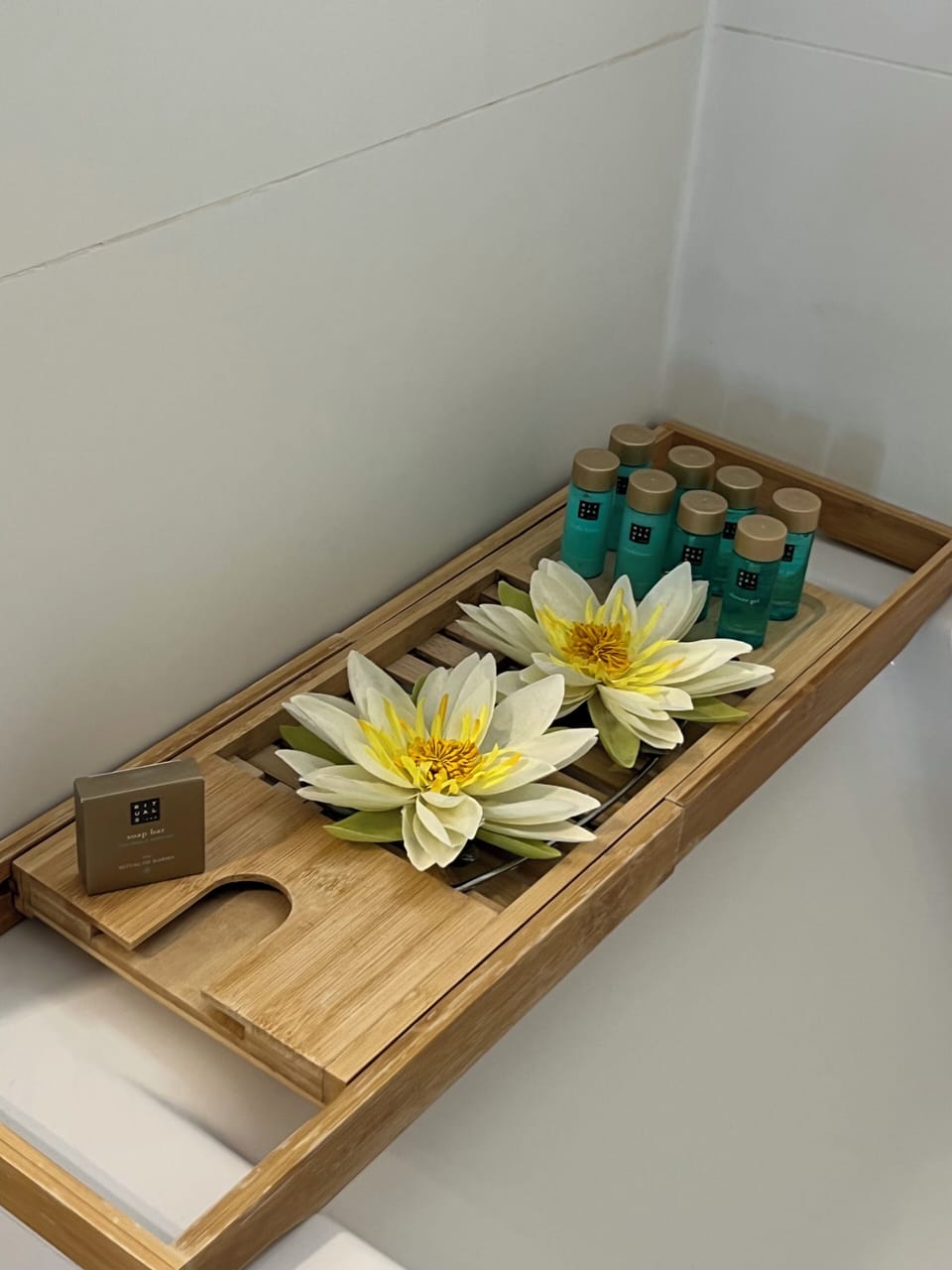 Bathroom amenities