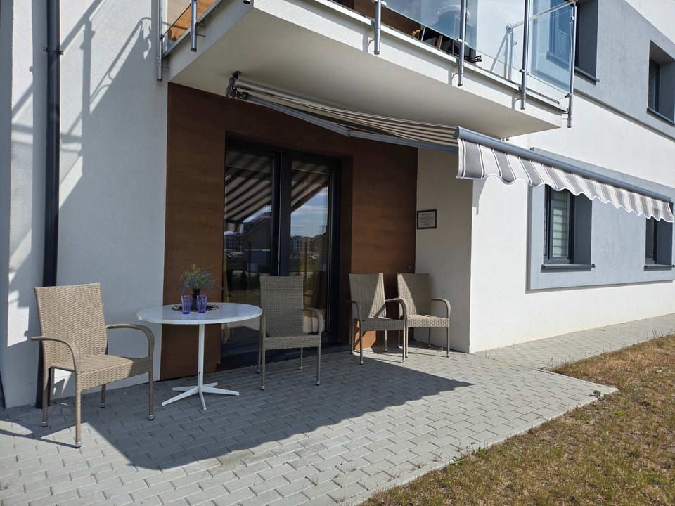 Private garden with terrace.