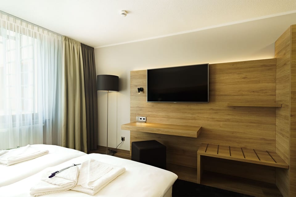 Deluxe Double Room, Private Bathroom | Room amenity