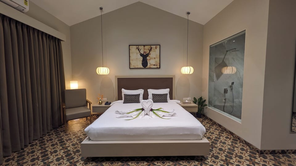 Premier River View Room With Balcony | 1 bedroom, desk, free WiFi, bed sheets
