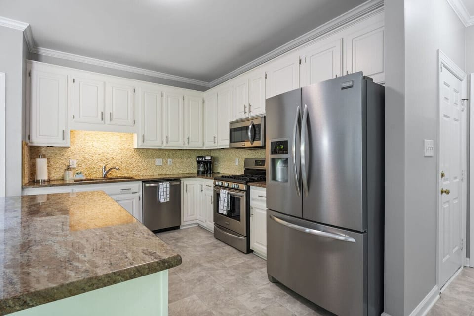 Large fully equipped kitchen