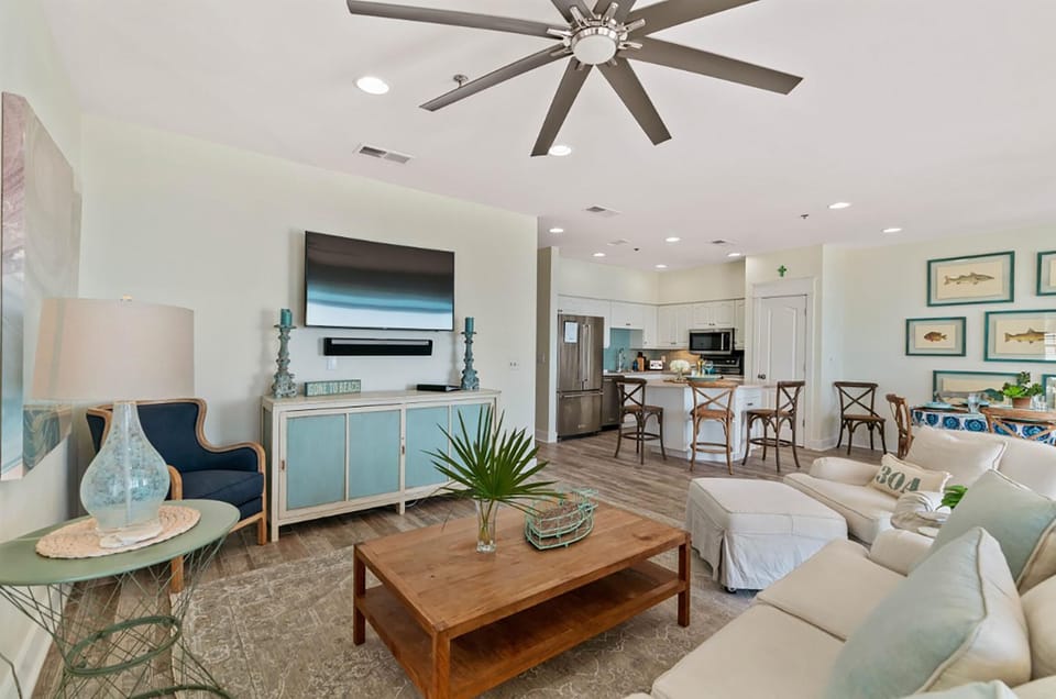 Condo, Multiple Beds (Endless Sea) | Living area | TV