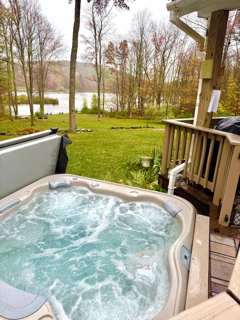 Relax in the hot tub overlooking the lake (new as of October 2025).