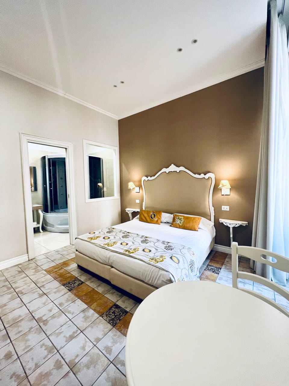 Superior Quadruple Room | Hypo-allergenic bedding available, minibar, in-room safe, desk