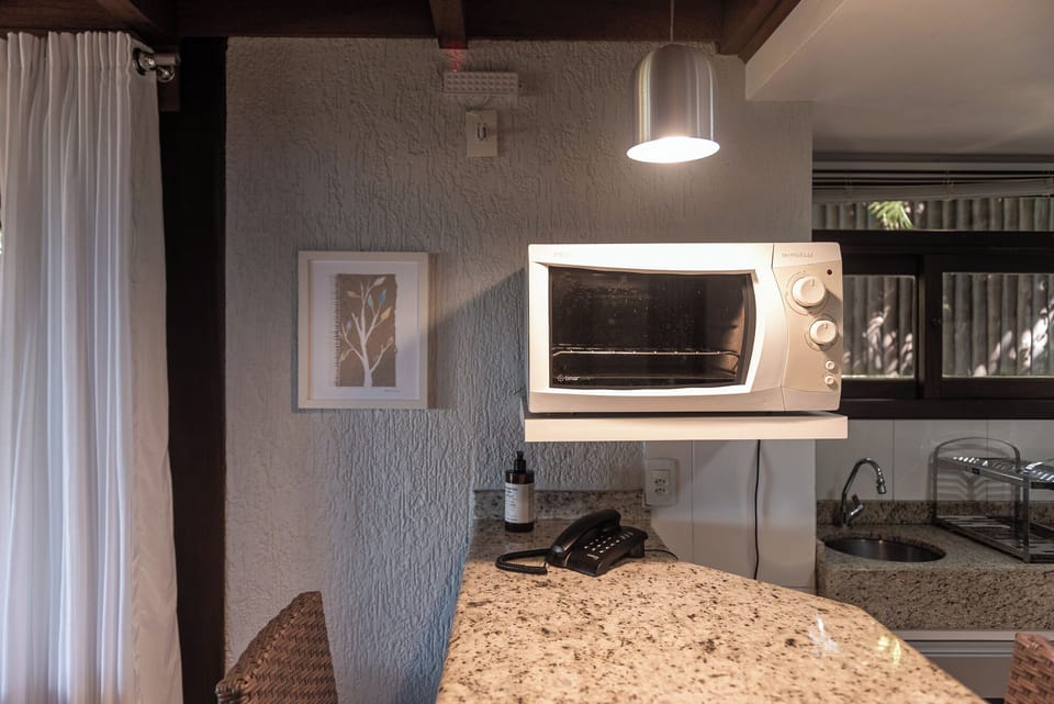Family Cabin, Sea View | Private kitchen | Oven, toaster oven, cookware/dishes/utensils
