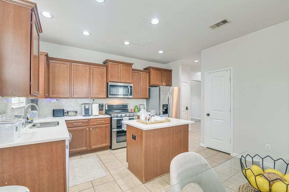 Kitchen | Main Level | Cooking Basics | Keurig Coffee Maker | Toaster