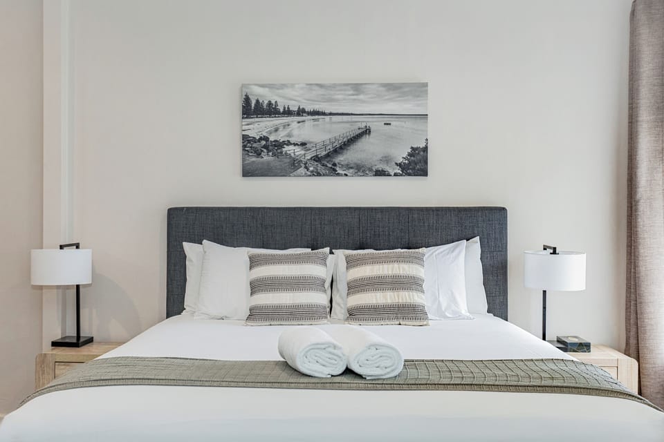 Executive Suite, 1 King Bed, Jetted Tub, Ground Floor | Premium bedding, desk, iron/ironing board, cribs/infant beds