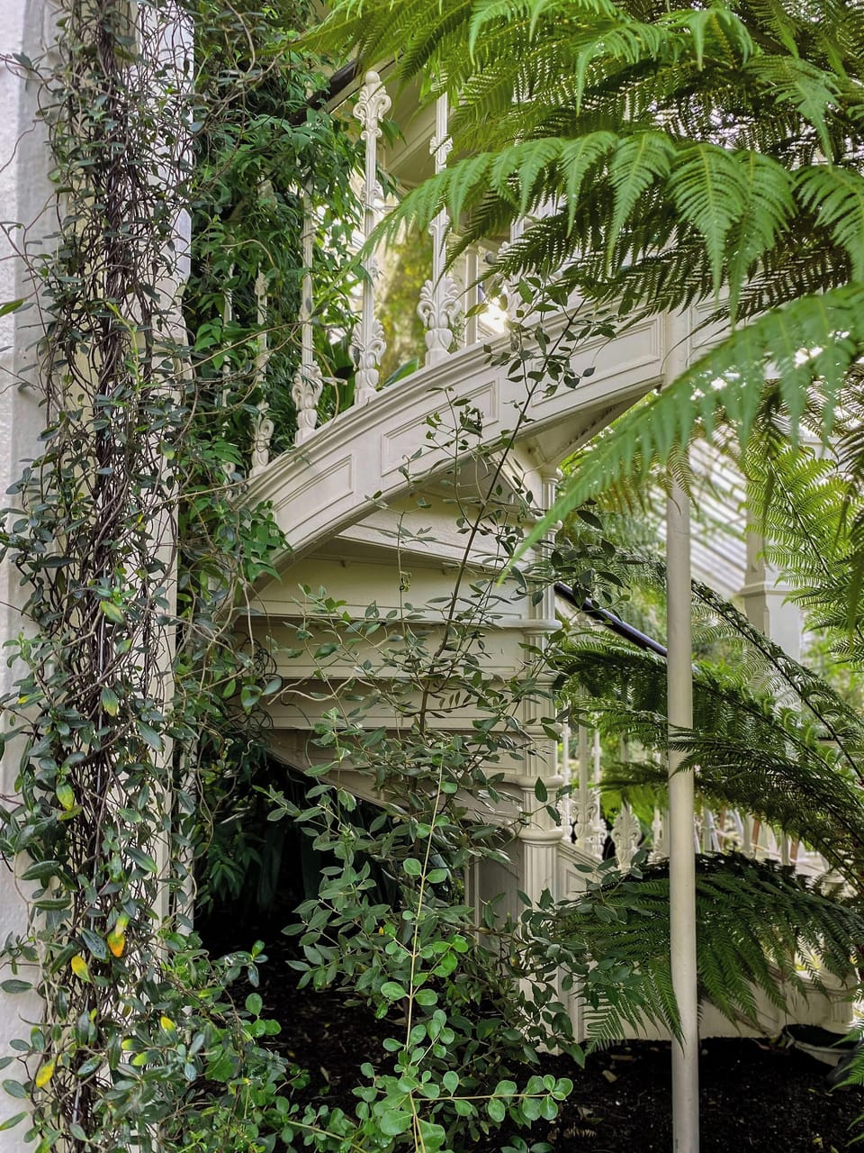 Kew Gardens - Nearby attractions