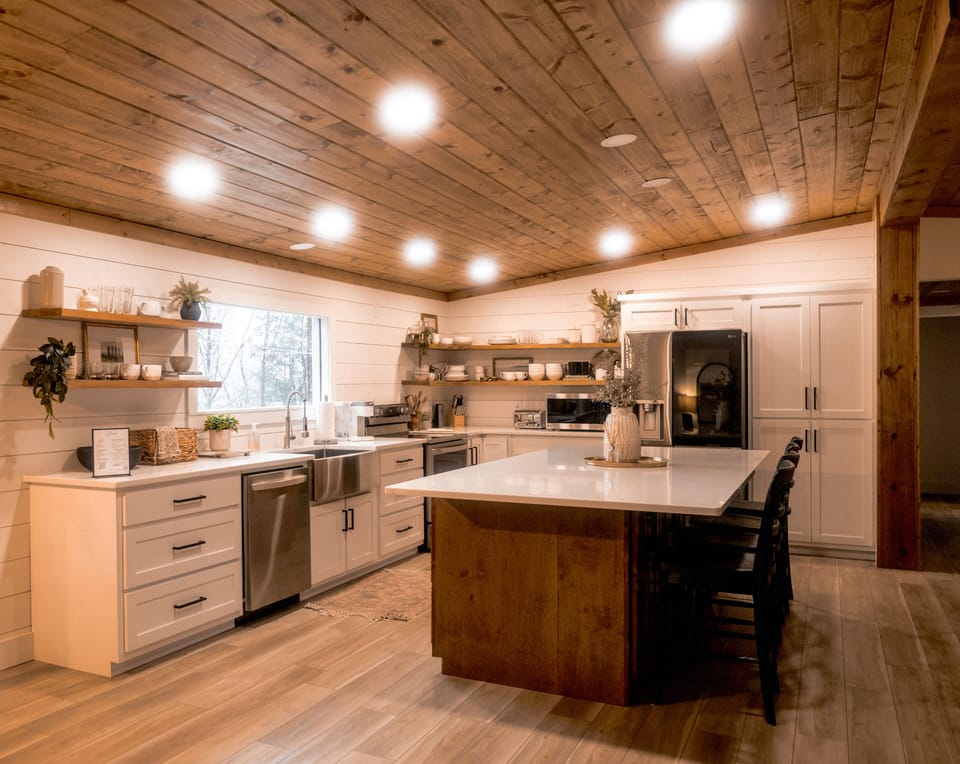 Kitchen & Island