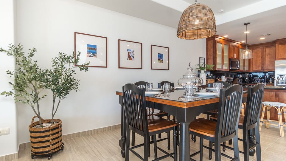 The raised dining table