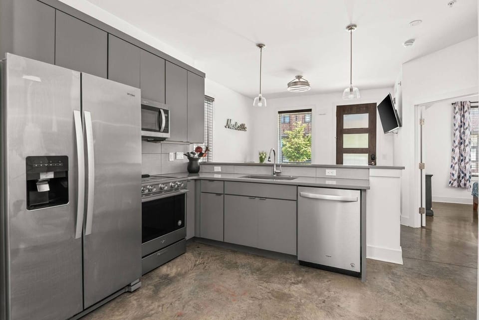 Kitchen amenities for all your needs