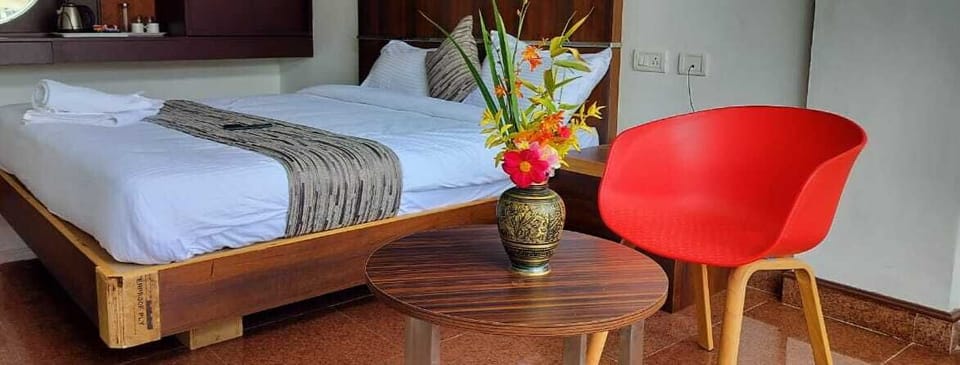 Deluxe Double Room, Mountain View | Free WiFi
