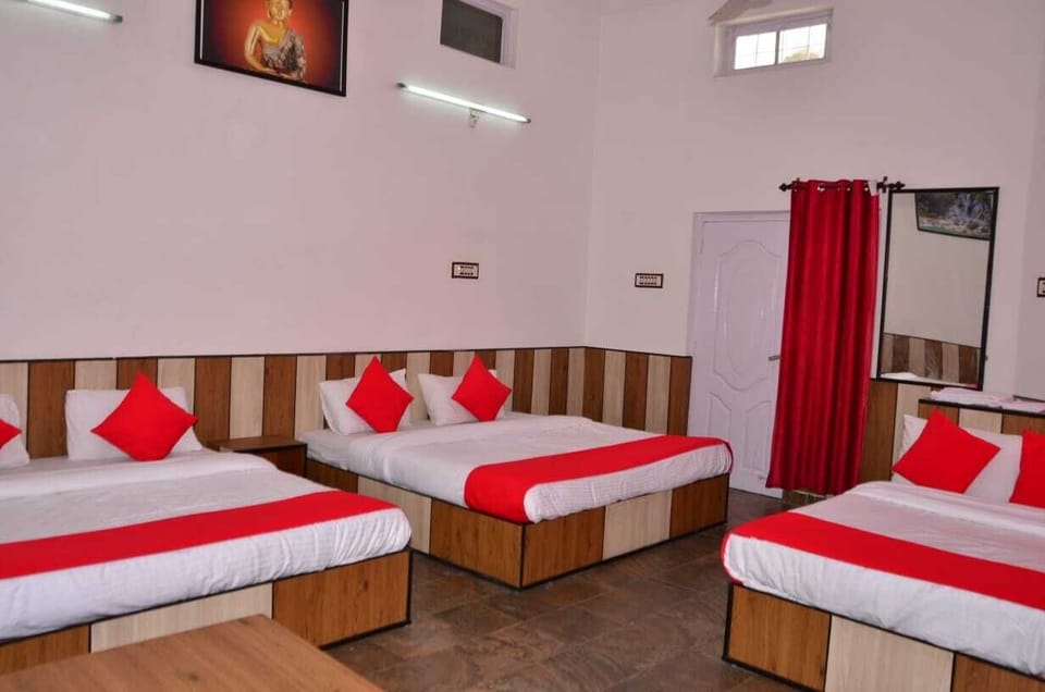 Family Room | Free WiFi