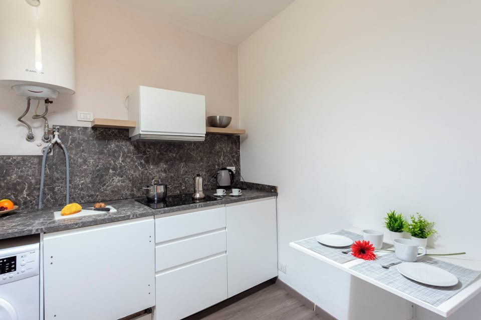 Family Apartment, Multiple Bedrooms (Cozy Maria Apartment in Portofino) | Private kitchen | Fridge, microwave, stovetop, dishwasher