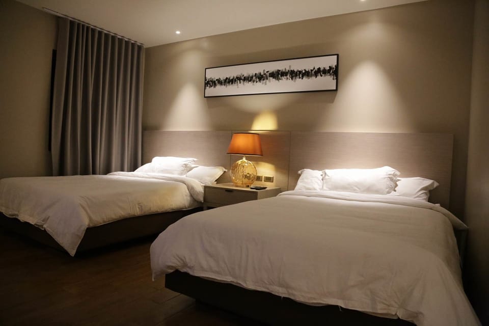 Superior Double Room, Non Smoking | In-room safe, desk, blackout drapes, rollaway beds (surcharge)