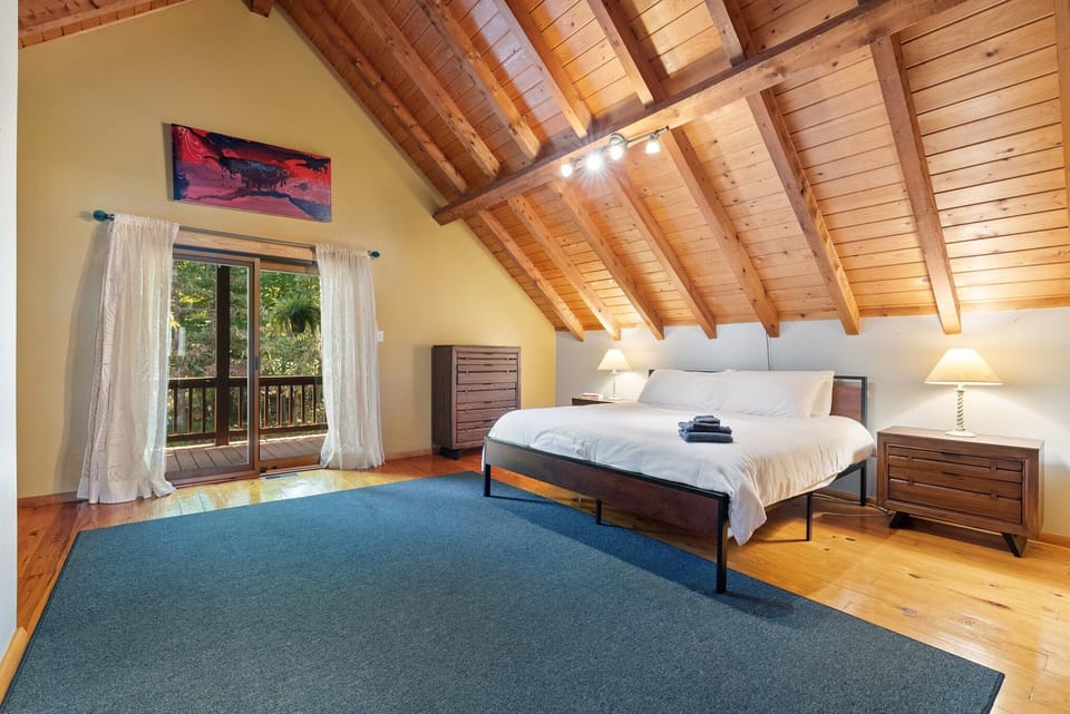 Bedroom 1: king bed, 2nd floor