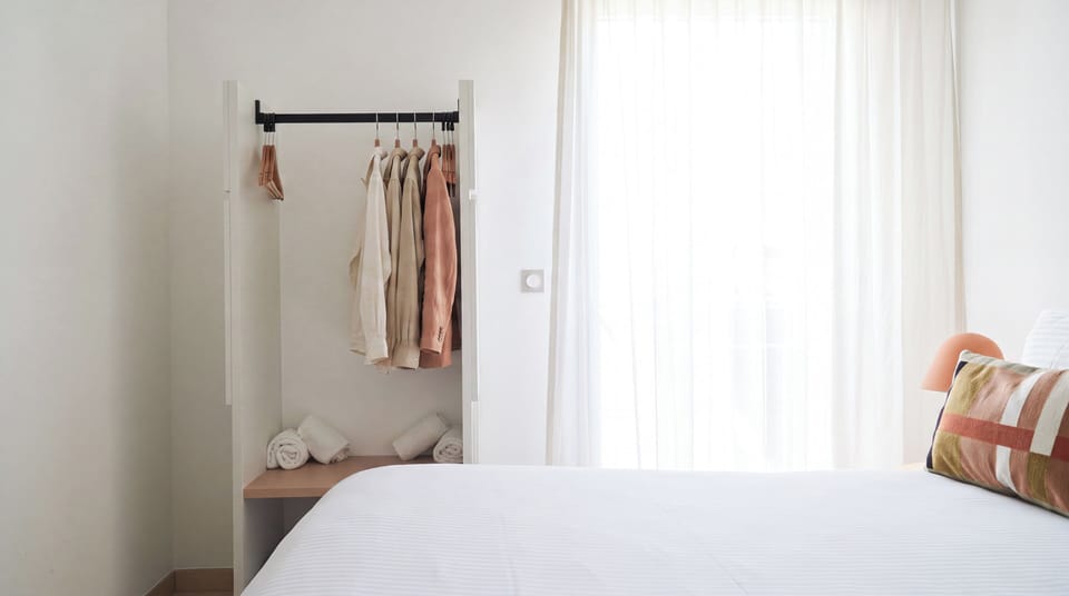 Suite Prestige, 2 bedrooms | Desk, blackout drapes, soundproofing, cribs (surcharge)