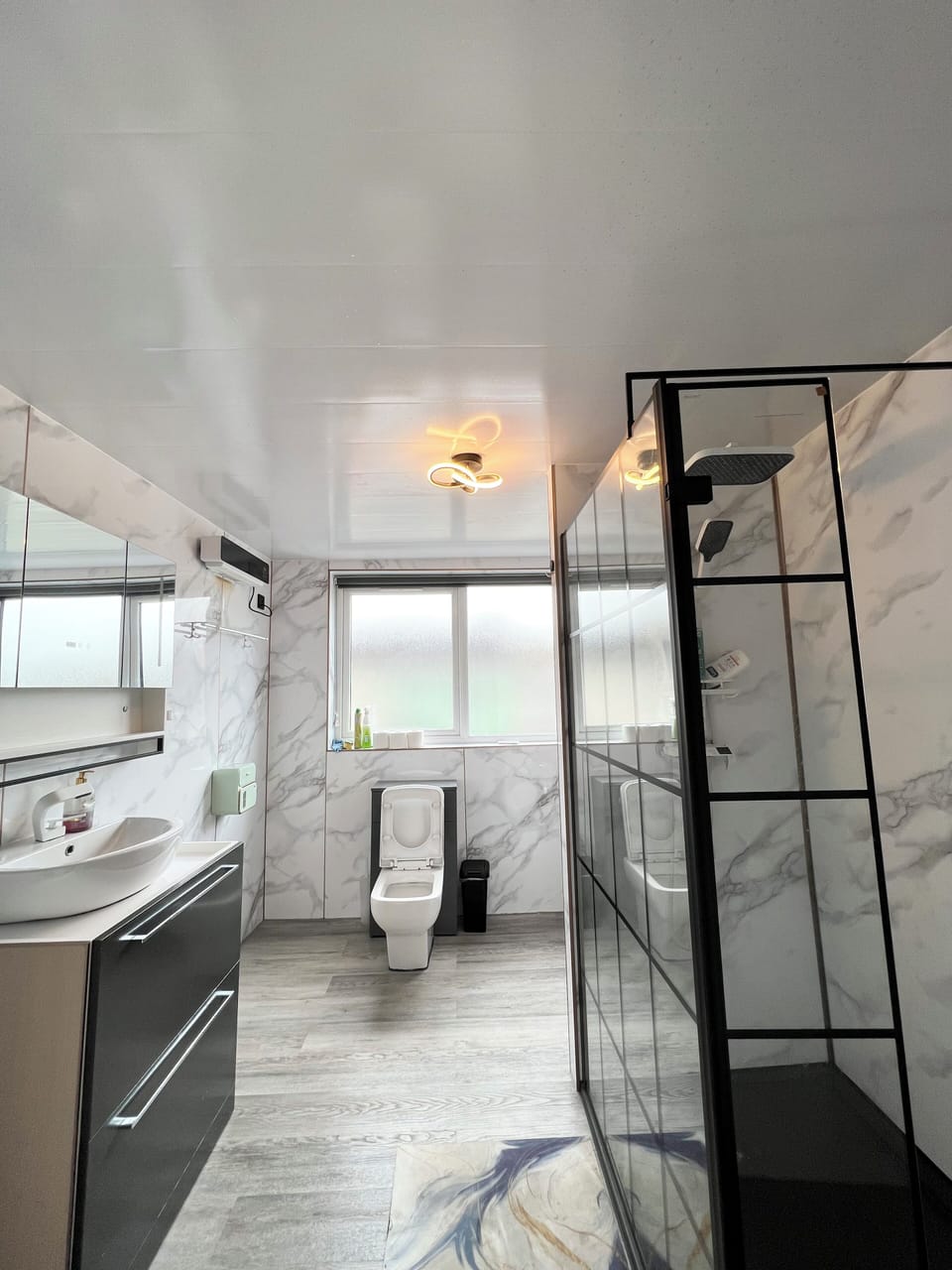 City Double Room | Bathroom | Shower, hair dryer, towels