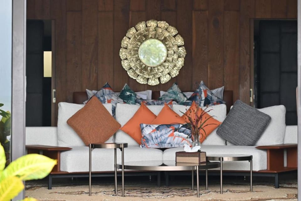 Panoramic Room, Non Smoking | Premium bedding, minibar, in-room safe, individually decorated